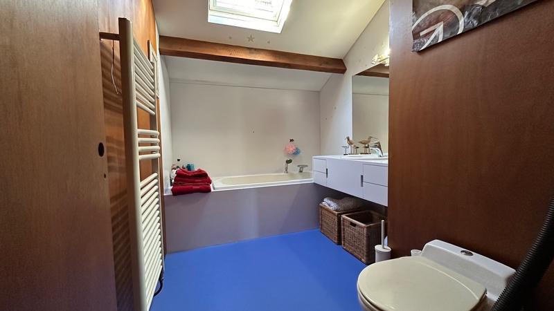 Maison bourgeoise - 200 m² - 9 pièces