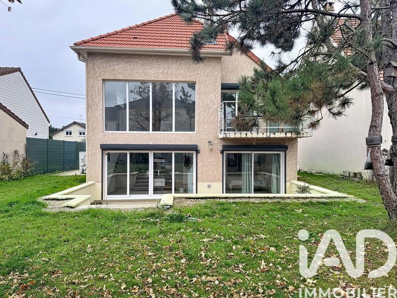 Maison - 170 m² - 7 pièces
