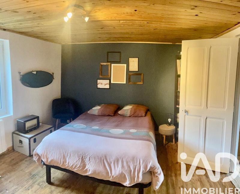Appartement - 90 m² - 3 pièces