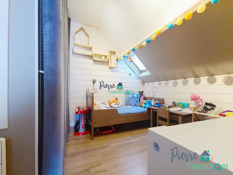 Maison - 112 m² - 7 pièces