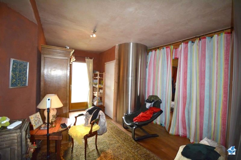 Viager - Maison ancienne - 183 m² - 6 pièces