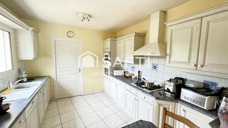 Maison - 150 m² - 8 pièces