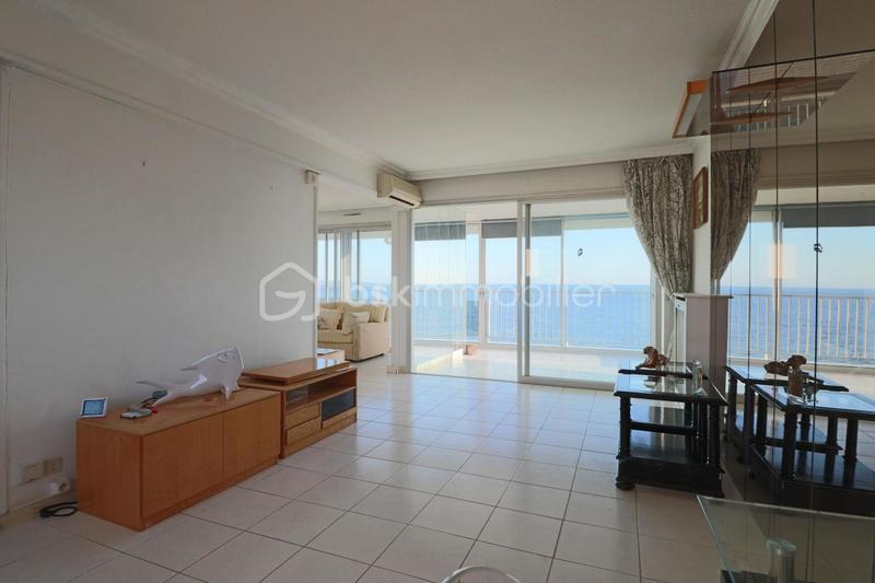 Immeuble - 68 m² - 3 pièces