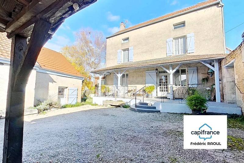 Maison - 184 m² - 7 pièces