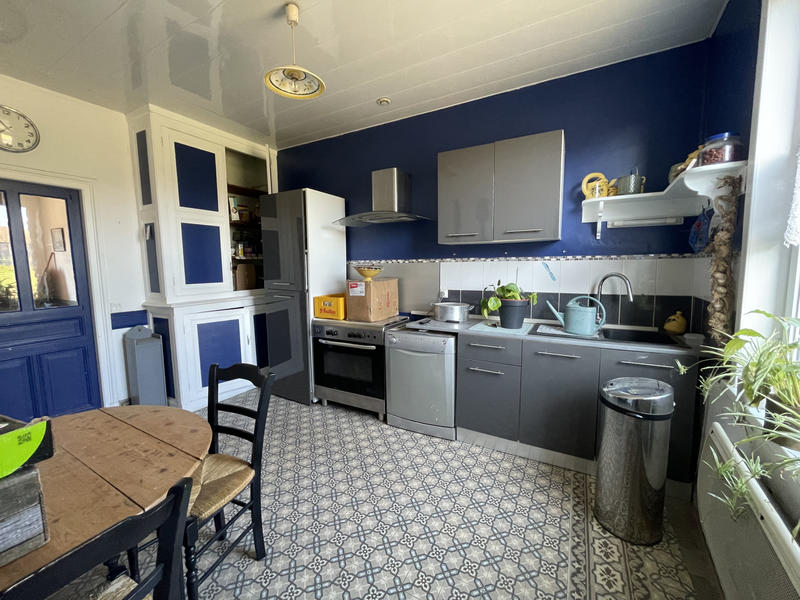 Maison - 184 m² - 7 pièces