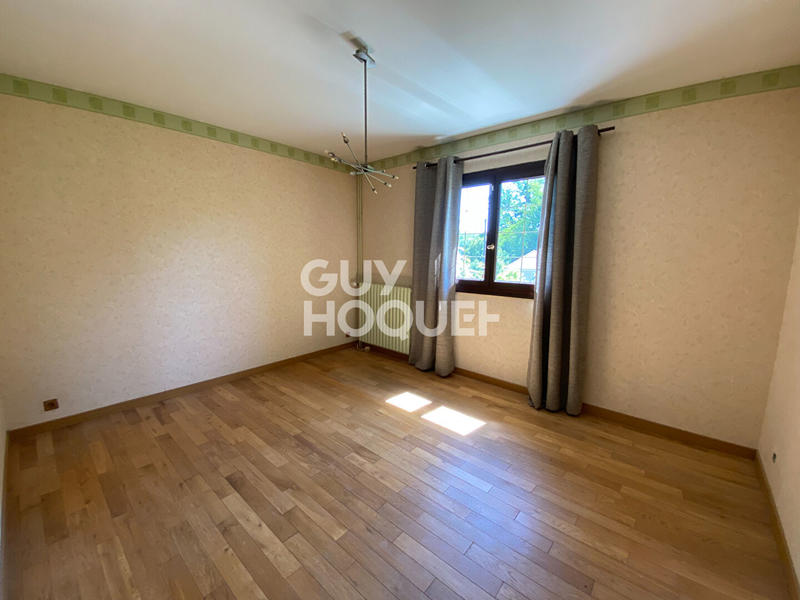 Maison - 193 m² - 9 pièces