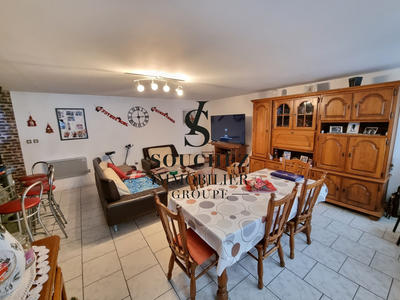 Maison - 90 m² - 5 pièces