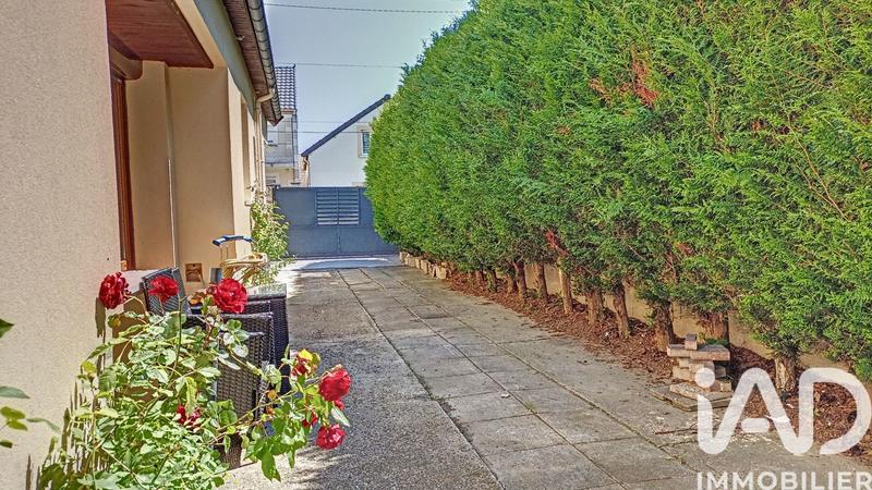 Maison - 156 m² - 8 pièces