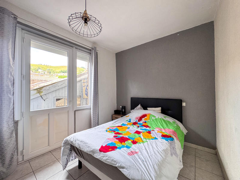 Immeuble - 145 m² - 7 pièces