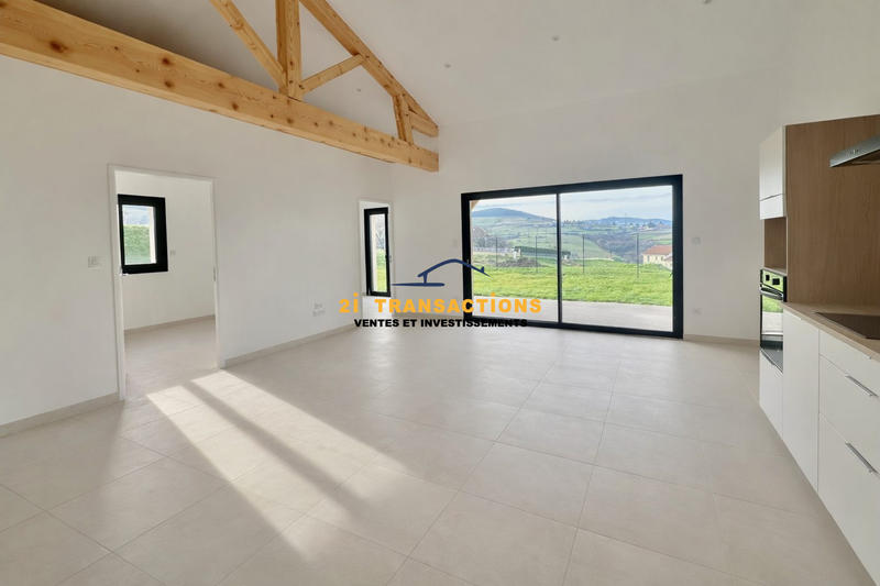 Maison - 74 m² - 4 pièces