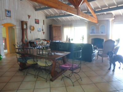 Maison - 152 m² - 5 pièces