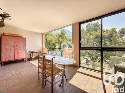 Appartement - 81 m² - 3 pièces