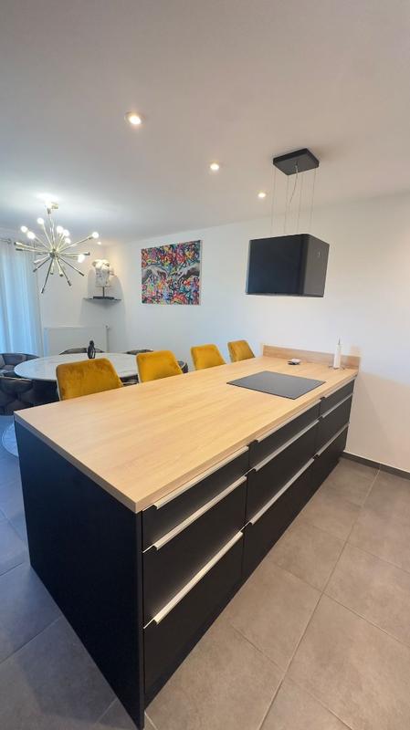 Appartement sur toit - 75 m² - 3 pièces