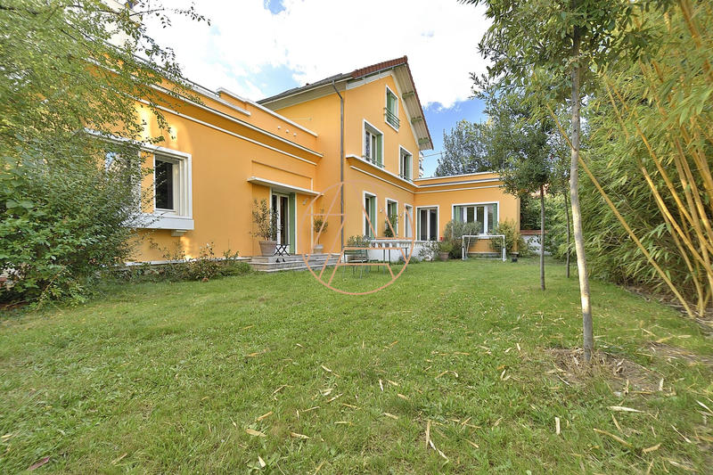 Maison ancienne - 168 m² - 9 pièces