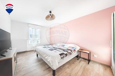 Maison - 97 m² - 1 pièce