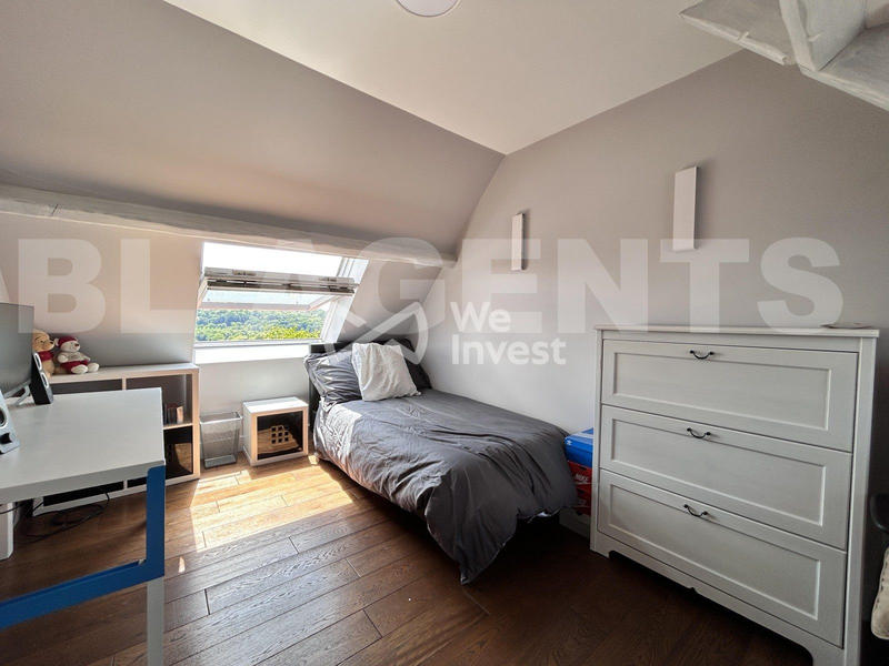 Maison - 219 m² - 6 pièces