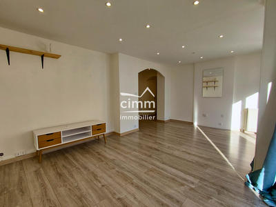 Appartement - 76 m² - 4 pièces