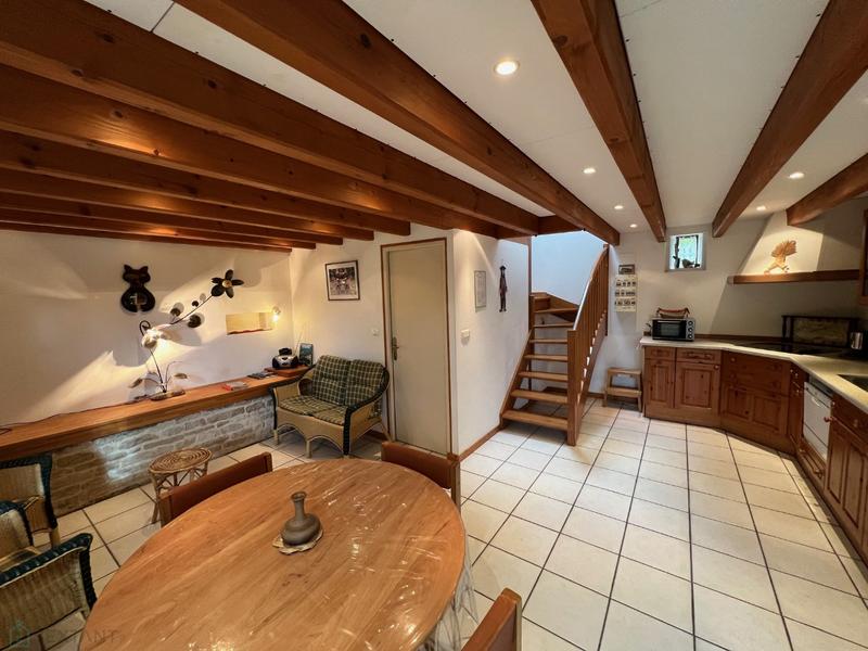 Corps de ferme - 195 m² - 9 pièces