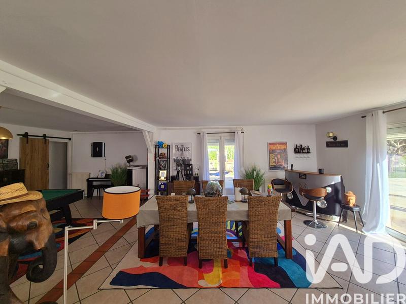 Maison - 180 m² - 5 pièces