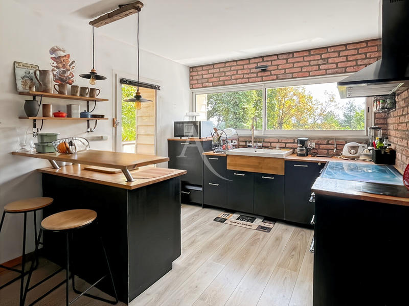 Maison - 103 m² - 4 pièces