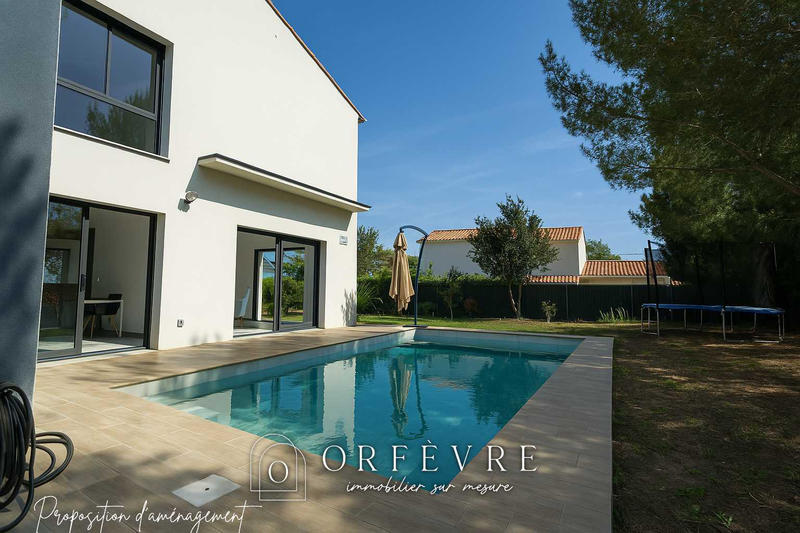 Maison - 200 m² - 8 pièces