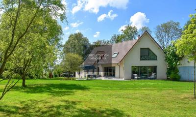 Propriété - 293 m² - 8 pièces