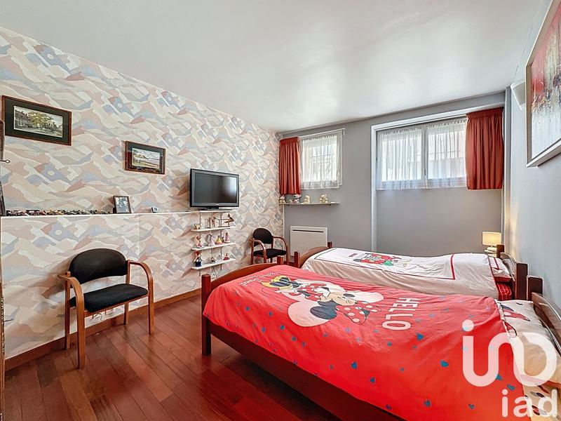 Appartement - 210 m² - 7 pièces