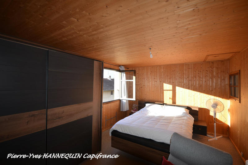 Maison - 152 m² - 6 pièces