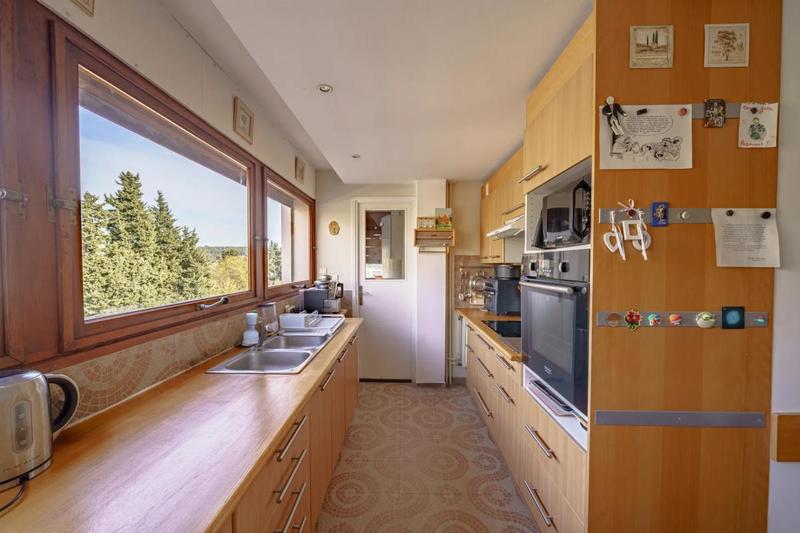 Appartement - 100 m² - 4 pièces