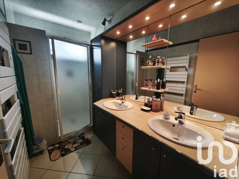 Maison - 105 m² - 4 pièces