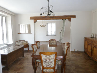 Maison - 155 m² - 8 pièces