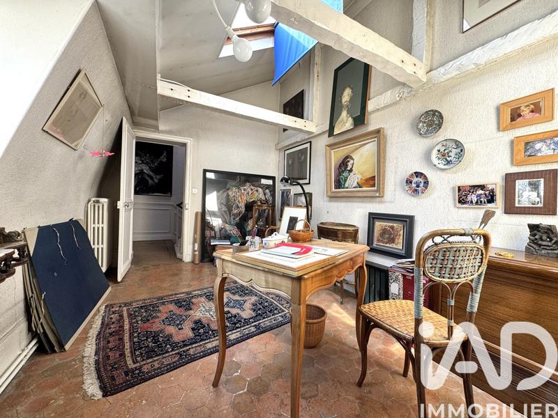 Maison - 352 m² - 10 pièces