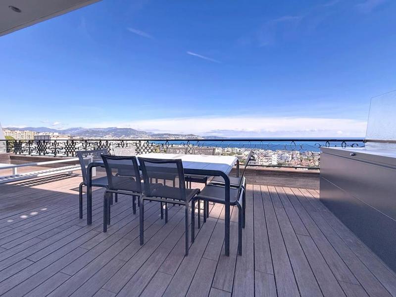 Appartement - 85 m² - 3 pièces