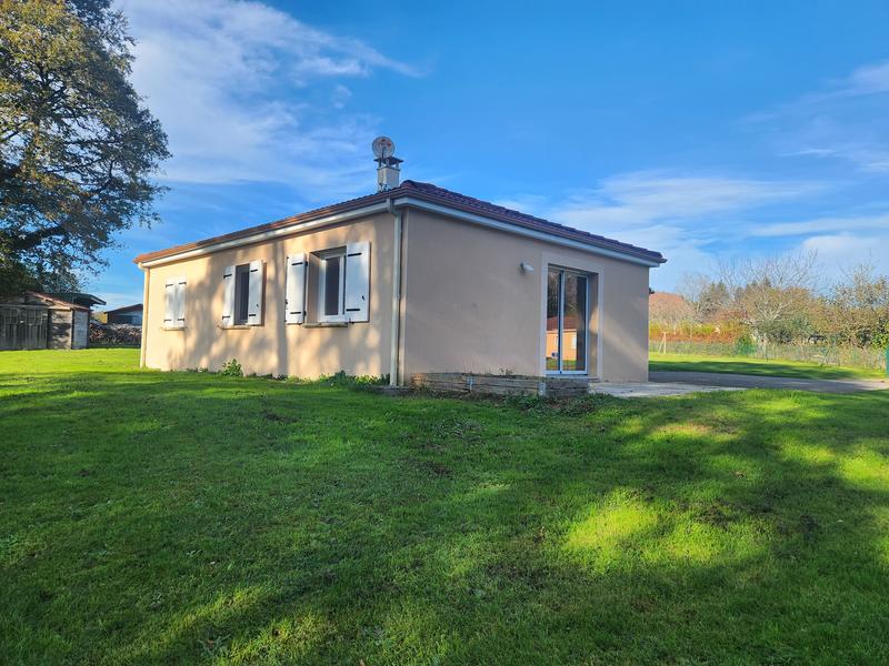 Maison - 90 m² - 5 pièces