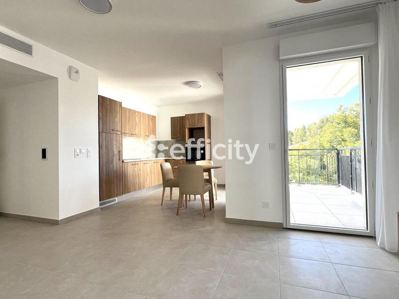 Appartement - 61 m² - 3 pièces