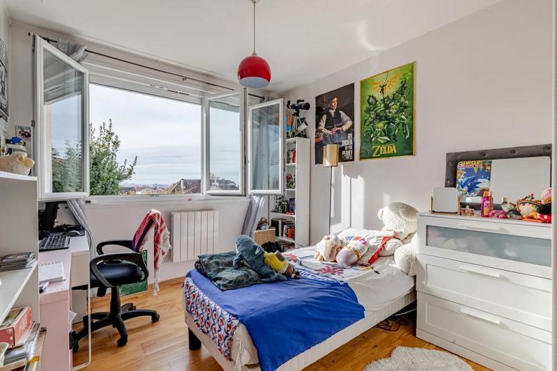 Maison - 200 m² - 8 pièces