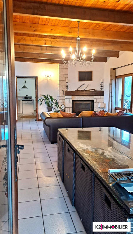 Maison - 138 m² - 5 pièces