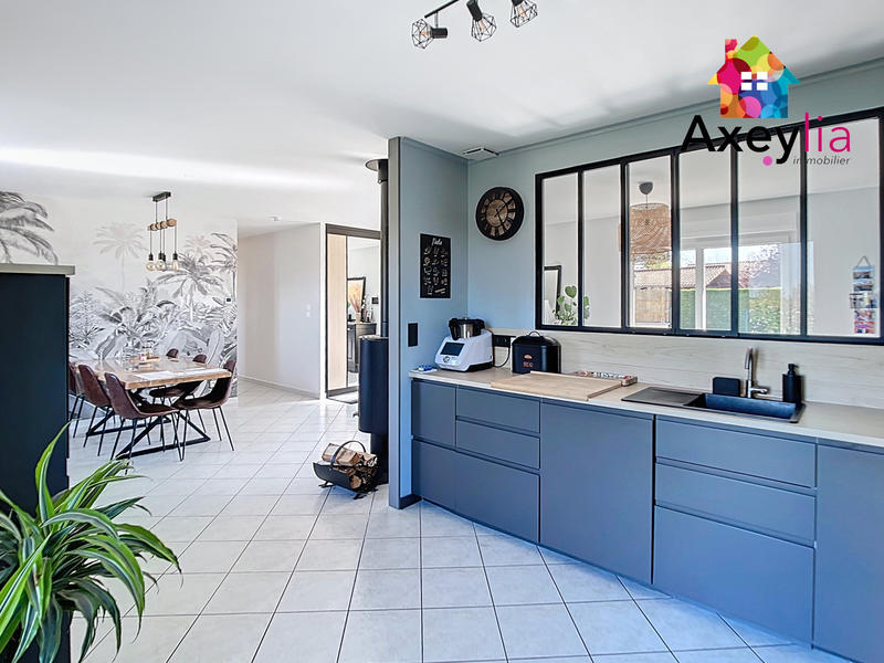 Maison - 91 m² - 5 pièces