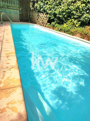 Maison - 280 m² - 11 pièces