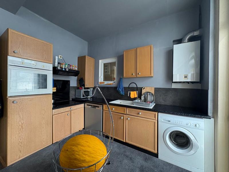 Appartement - 100 m² - 4 pièces