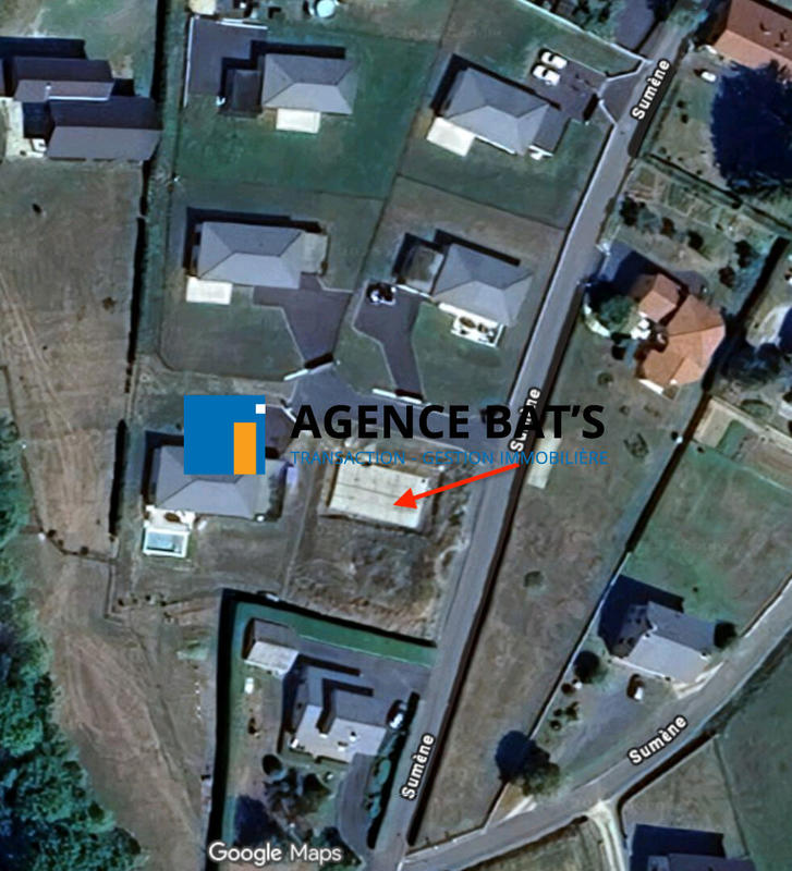 Maison - 92 m² - 4 pièces