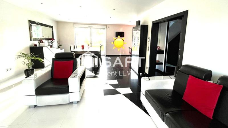 Maison - 340 m² - 7 pièces