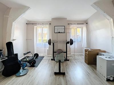 Appartement - 77 m² - 3 pièces