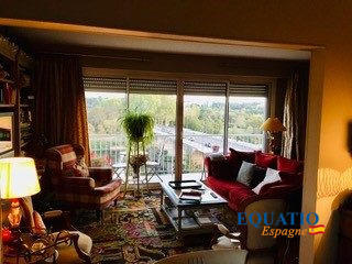 Appartement - 110 m² - 6 pièces