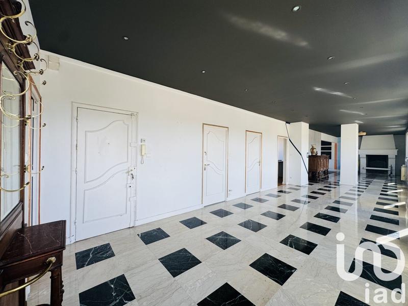 Appartement - 155 m² - 5 pièces