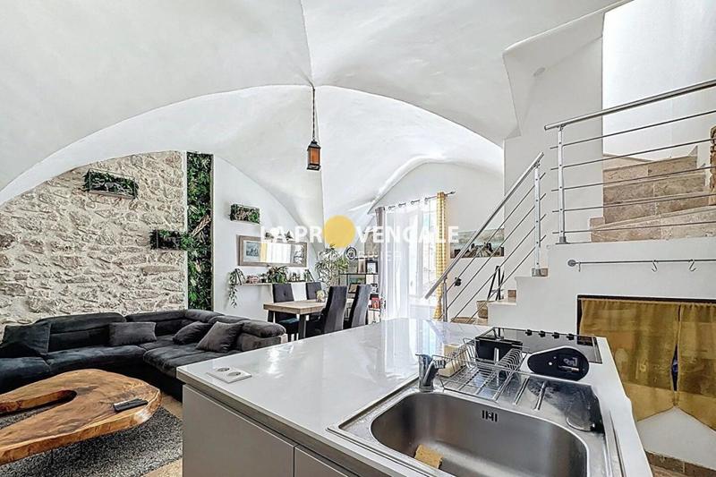 Maison de ville - 67 m² - 3 pièces