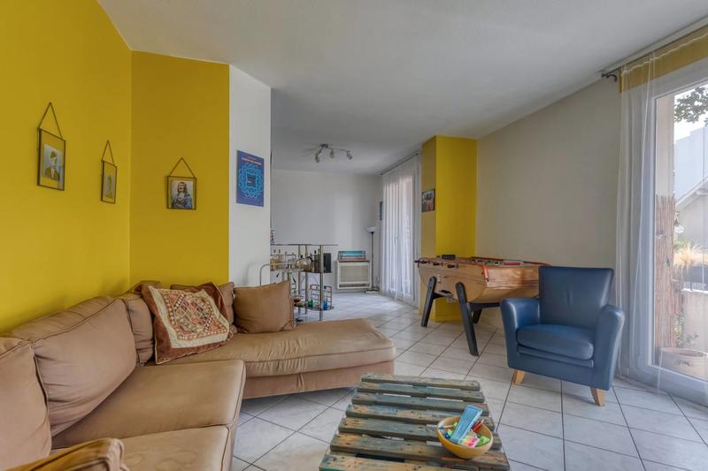 Appartement - 172 m² - 6 pièces