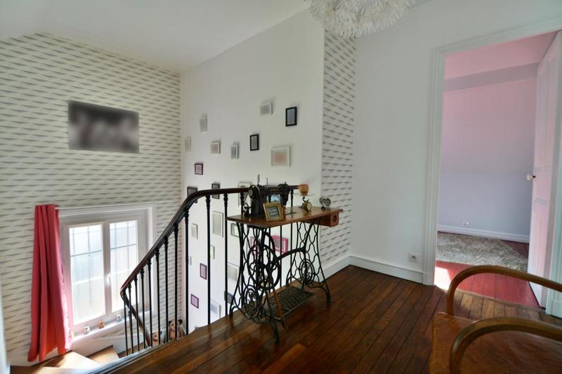 Maison - 180 m² - 8 pièces