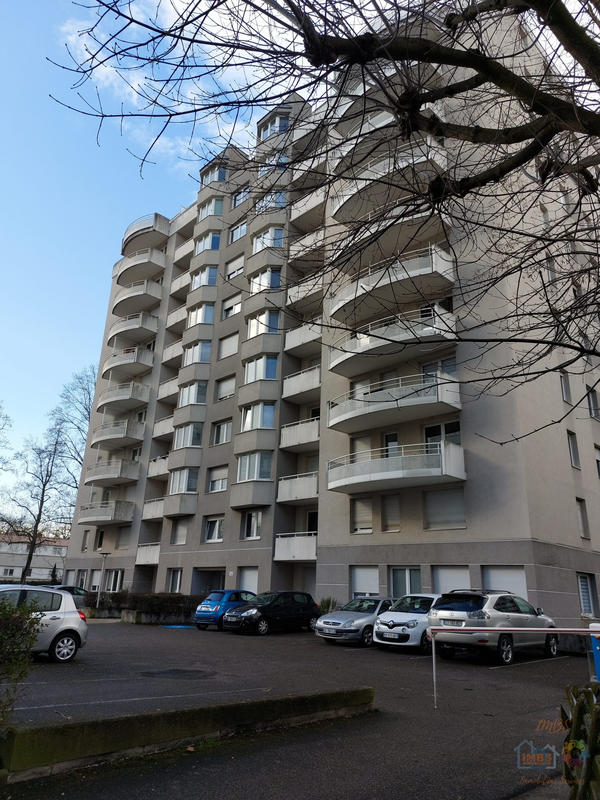 Appartement - 105 m² - 4 pièces