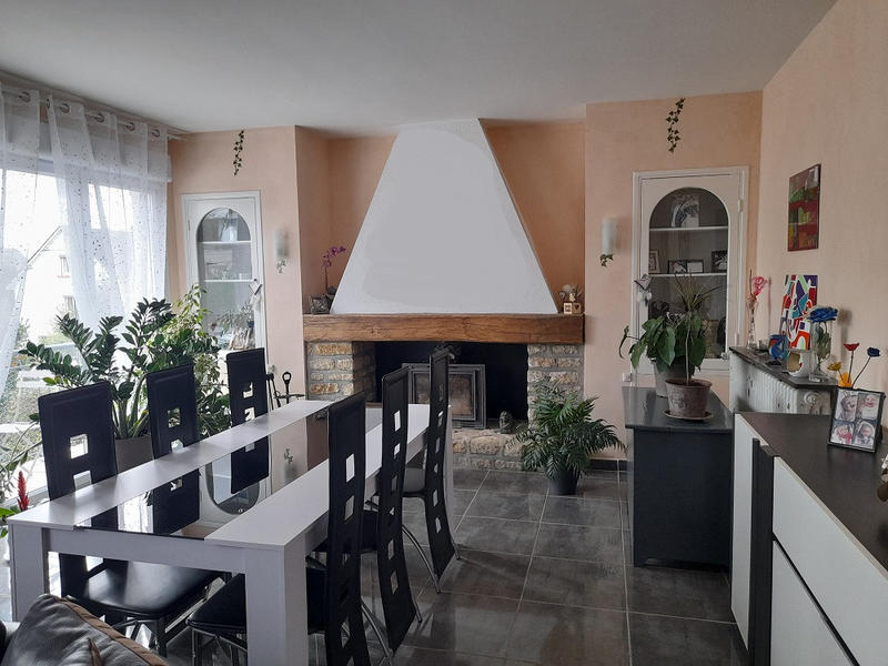 Maison - 220 m² - 7 pièces